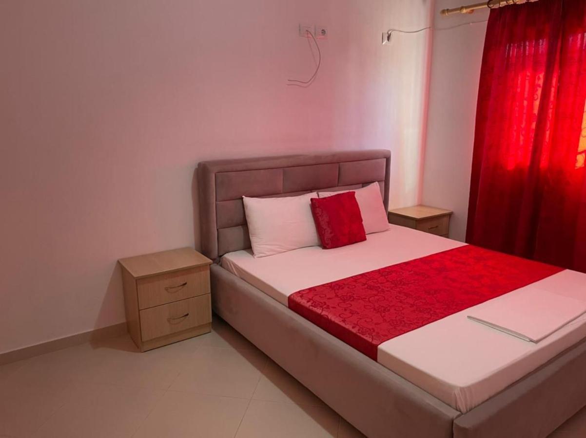 Vila Mario Aparthotel Ксамил Екстериор снимка