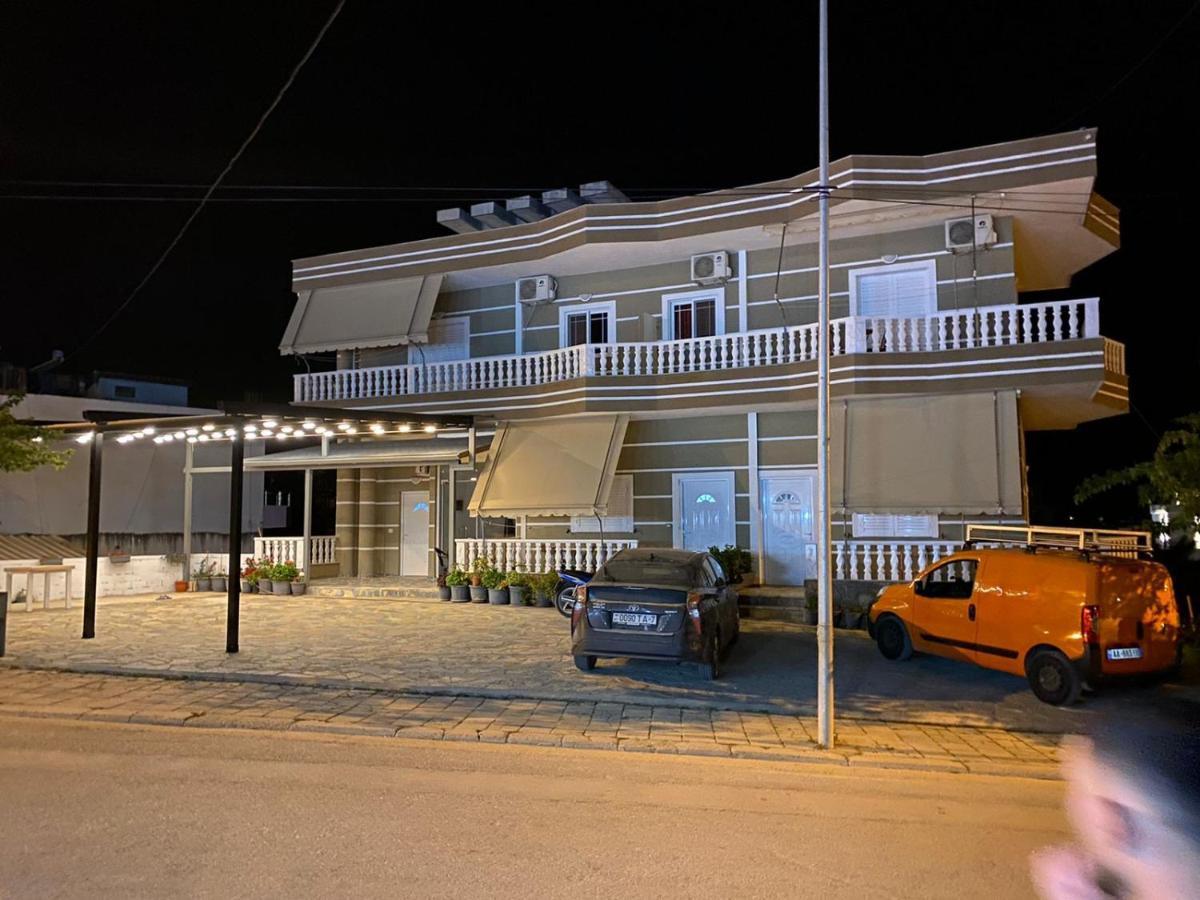 Vila Mario Aparthotel Ксамил Екстериор снимка