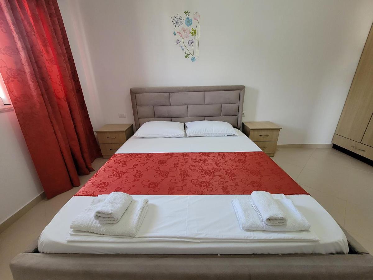 Vila Mario Aparthotel Ксамил Екстериор снимка
