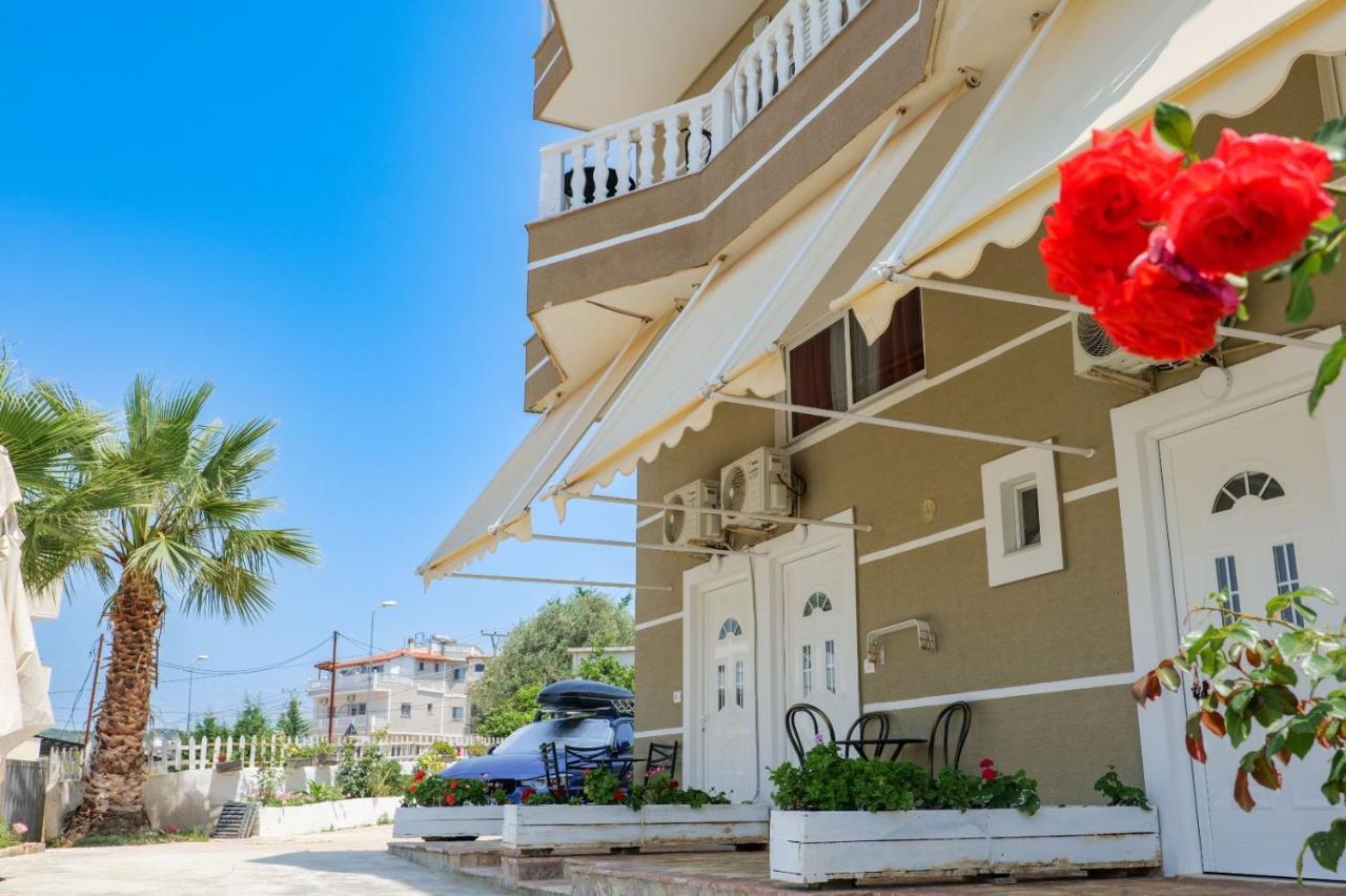 Vila Mario Aparthotel Ксамил Екстериор снимка